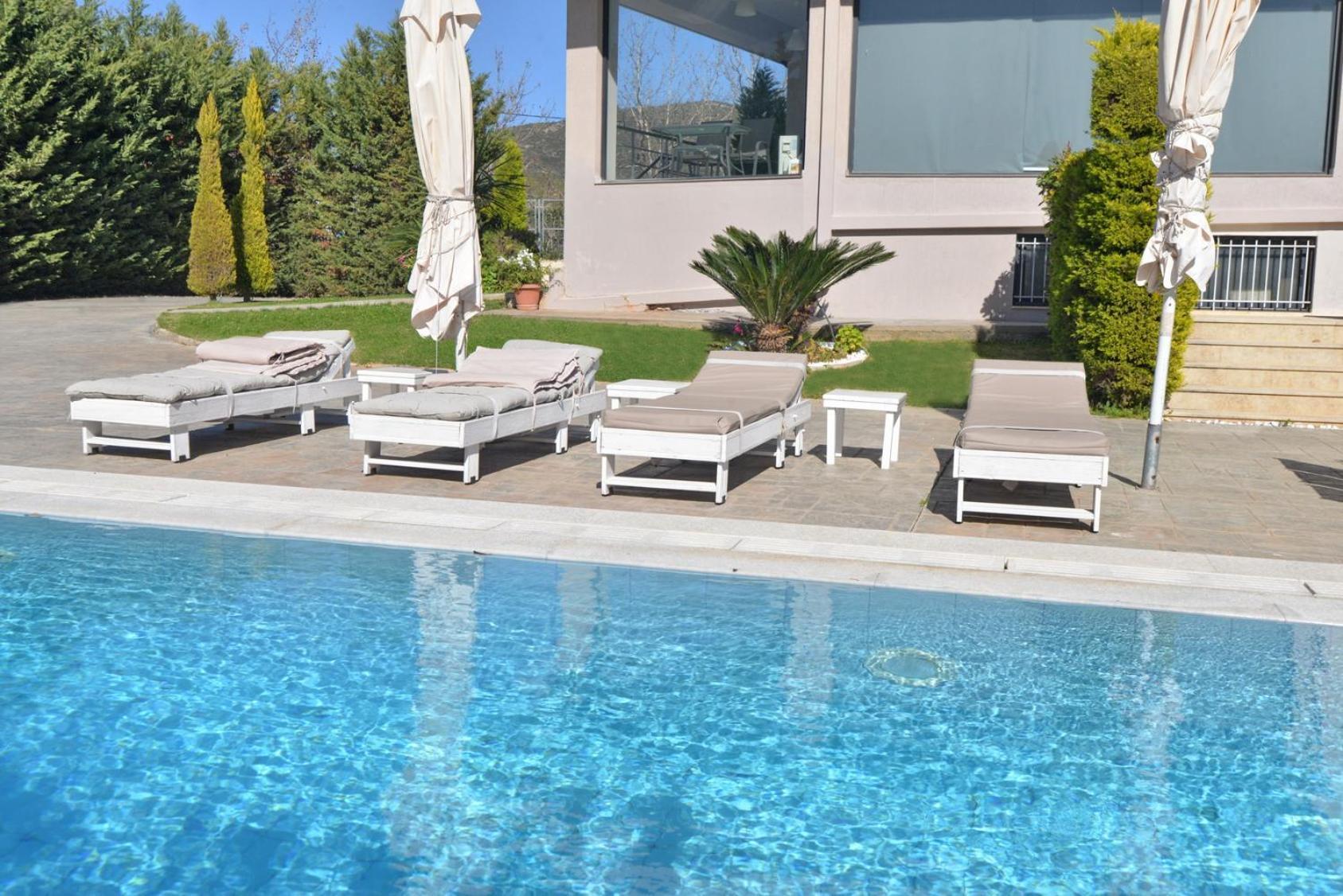 Villa Constangie Marathon  Ngoại thất bức ảnh